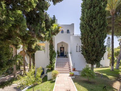 Villa zum Verkauf in Atalaya de Rio Verde, Nueva Andalucia