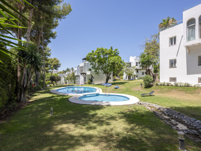 Villa zum Verkauf in Atalaya de Rio Verde, Nueva Andalucia