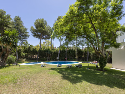 Villa zum Verkauf in Atalaya de Rio Verde, Nueva Andalucia