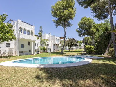 Villa zum Verkauf in Atalaya de Rio Verde, Nueva Andalucia