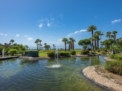 Zweistöckiges Penthouse zum Verkauf in Torre Bermeja, Estepona