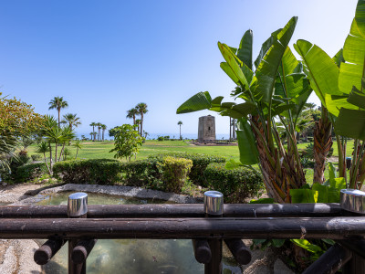 Zweistöckiges Penthouse zum Verkauf in Torre Bermeja, Estepona