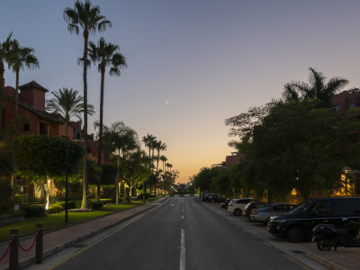 Zweistöckiges Penthouse zum Verkauf in Torre Bermeja, Estepona