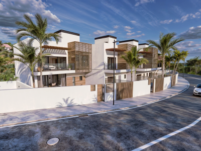 Town House for sale in Estepona