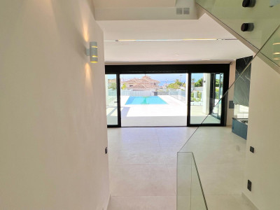 Villa à vendre à Elviria, Marbella Est