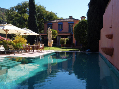 Villa en venta en Benahavis