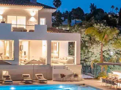 Villa en venta en Atalaya Golf, Estepona