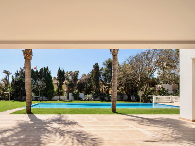 Villa zum Verkauf in Casasola, Estepona