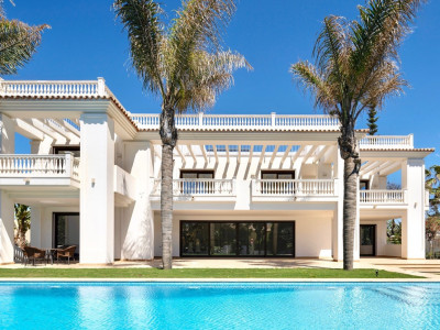 Villa zum Verkauf in Casasola, Estepona