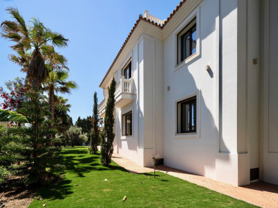 Villa zum Verkauf in Casasola, Estepona