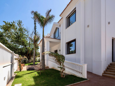 Villa en venta en Casasola, Estepona