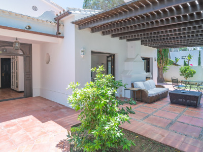 Villa zum Verkauf in Elviria, Marbella Ost