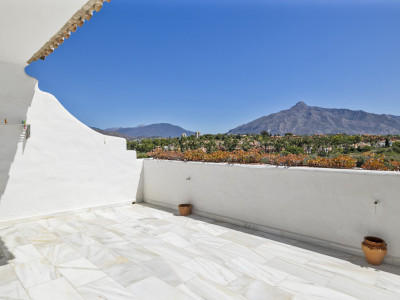 Reihenhaus zum Verkauf in Los Toreros, Nueva Andalucia