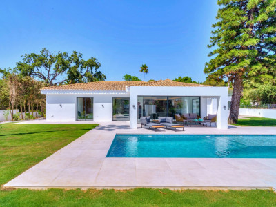 Villa for sale in Elviria, Marbella East