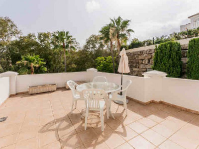 Villa for sale in El Herrojo, Benahavis