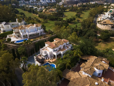 Villa à vendre à El Herrojo, Benahavis