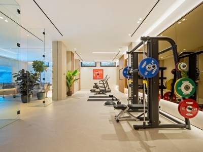 Villa en venta en El Madroñal, Benahavis