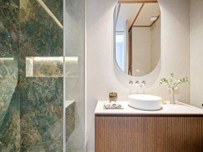 Villa en venta en El Madroñal, Benahavis