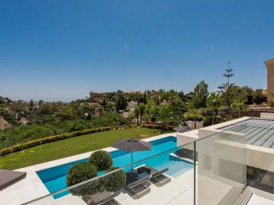 Villa en venta en Los Almendros, Benahavis