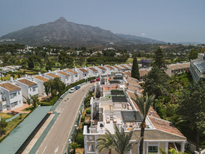 Zweistöckiges Penthouse zum Verkauf in Aloha Gardens, Nueva Andalucia