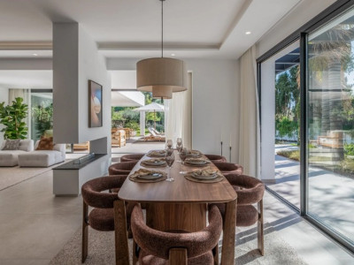 Villa zum Verkauf in El Paraiso, Estepona