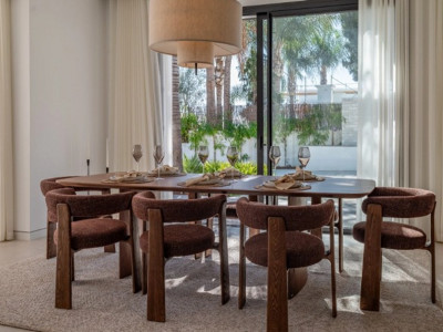 Villa zum Verkauf in El Paraiso, Estepona