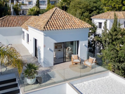 Villa zum Verkauf in El Paraiso, Estepona