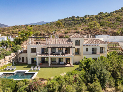 Villa for sale in Monte Mayor, Benahavis