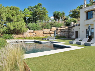 Villa for sale in Monte Mayor, Benahavis