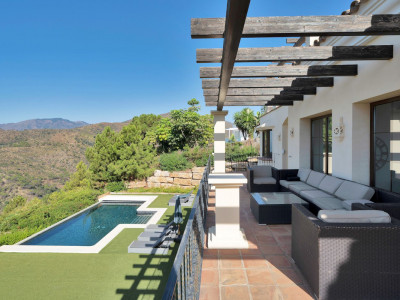 Villa for sale in Monte Mayor, Benahavis