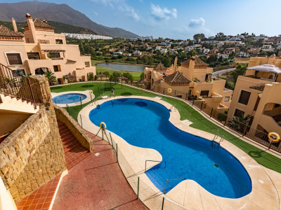 Apartment for sale in Azata Golf, Estepona