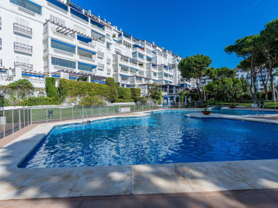 Apartment for sale in Playas del Duque, Marbella - Puerto Banus