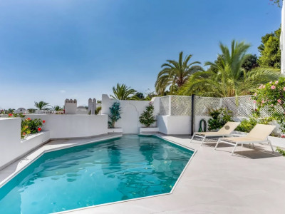 Penthouse for sale in Jardines Colgantes, Marbella Golden Mile