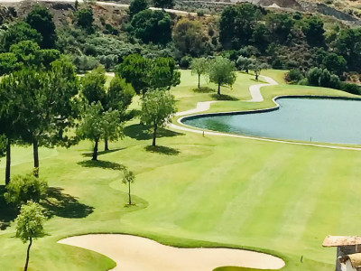 Wohnung zum Verkauf in Los Capanes del Golf, Benahavis