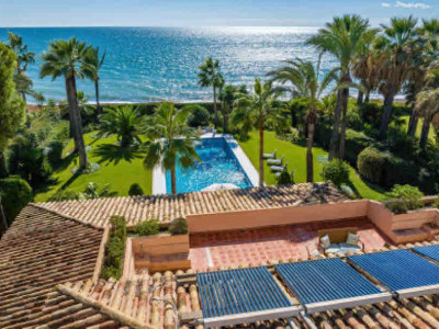 Villa en venta en Paraiso Barronal, Estepona