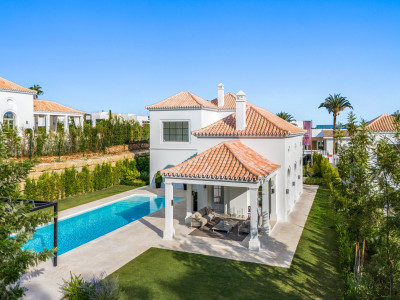 Villa en venta en La Cerquilla, Nueva Andalucia