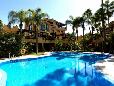 Apartamento Planta Baja en venta en Bahia de Banus, Marbella - Puerto Banus