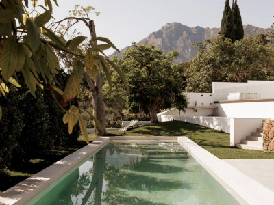 Villa for sale in Marbella Golden Mile