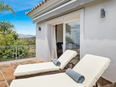 Villa for sale in El Rosario, Marbella East