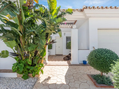 Villa zum Verkauf in Valle Romano, Estepona