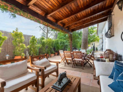 Villa for sale in Rocio de Nagüeles, Marbella Golden Mile