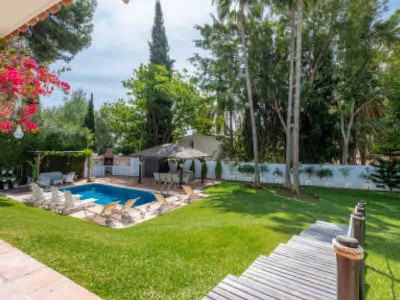 Villa for sale in Rocio de Nagüeles, Marbella Golden Mile