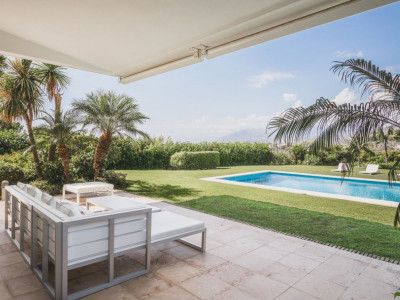 Villa for sale in Hacienda las Chapas, Marbella East