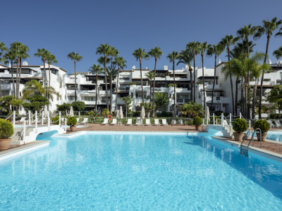 Apartment for sale in Puente Romano, Marbella Golden Mile