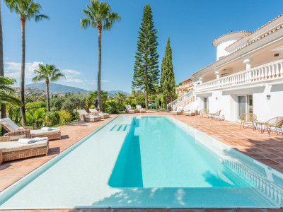 Villa en venta en Paraiso Medio, Estepona