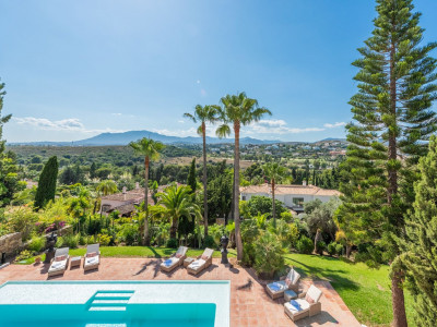 Villa en venta en Paraiso Medio, Estepona