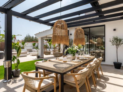 Villa en venta en Las Petunias, San Pedro de Alcantara