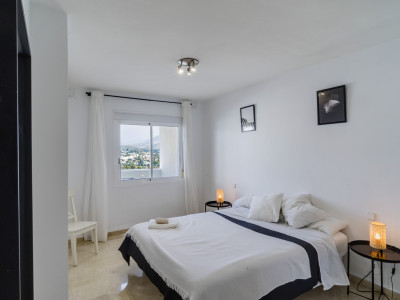 Apartment for sale in Jardines de Andalucia, Nueva Andalucia