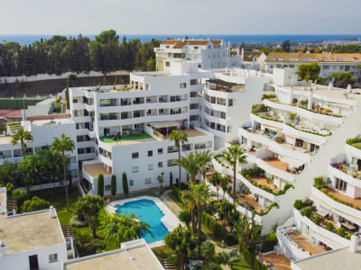 Apartment for sale in Jardines de Andalucia, Nueva Andalucia