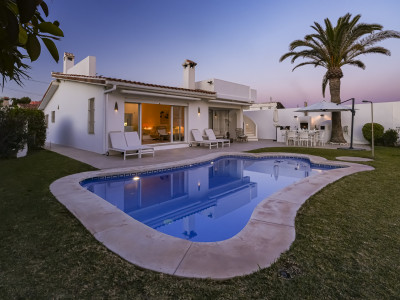 Villa for sale in Costabella, Marbella East